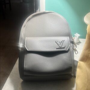 Gray Louis Vuitton Men's Sling Bag